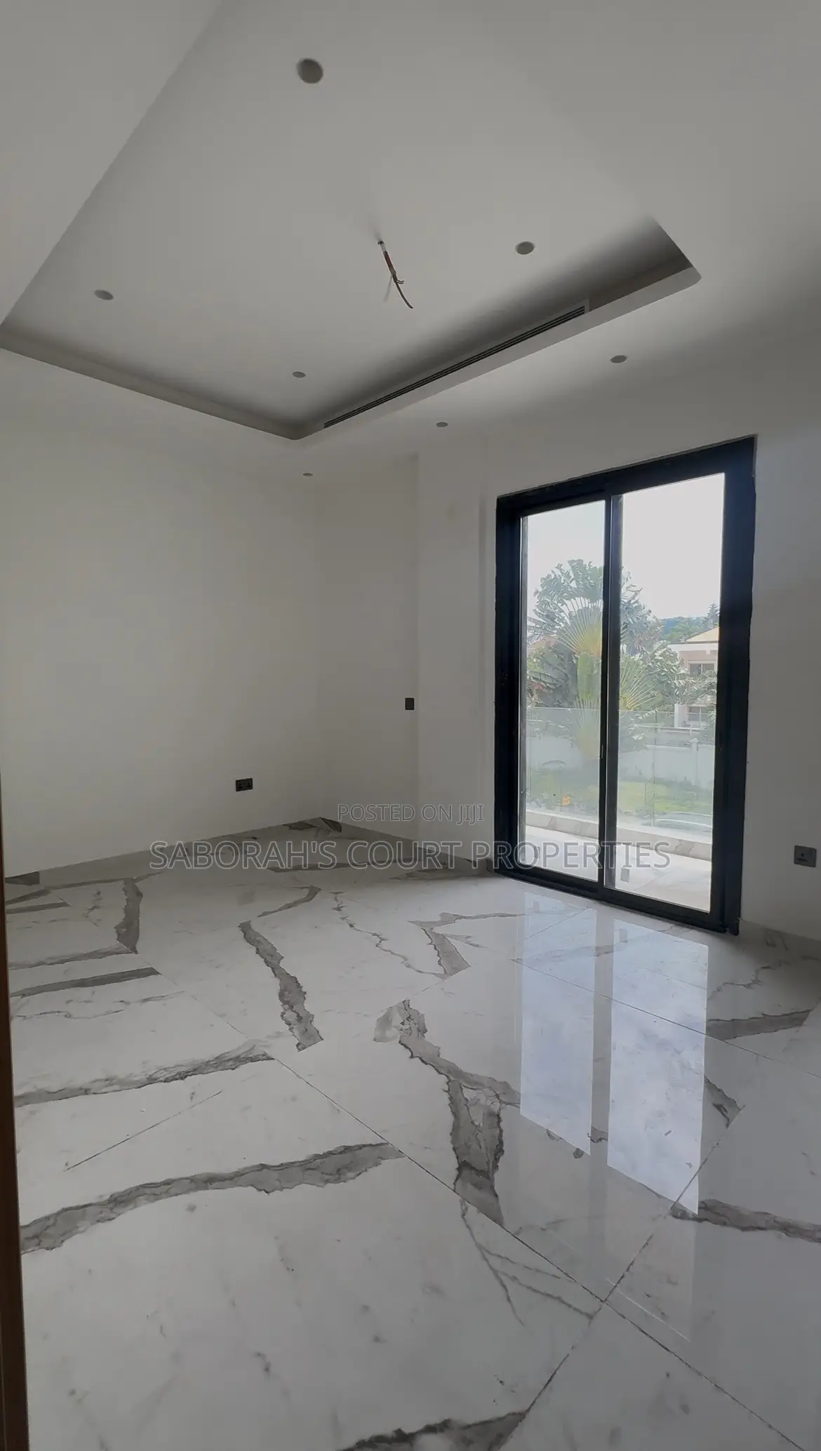 Furnished 5bdrm Duplex in Banana Island for sale in Banana Island