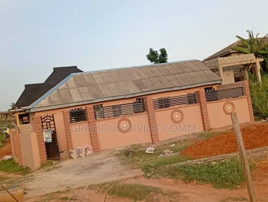 Mini Flat in Obafemi-Owode for sale in Obafemi-Owode