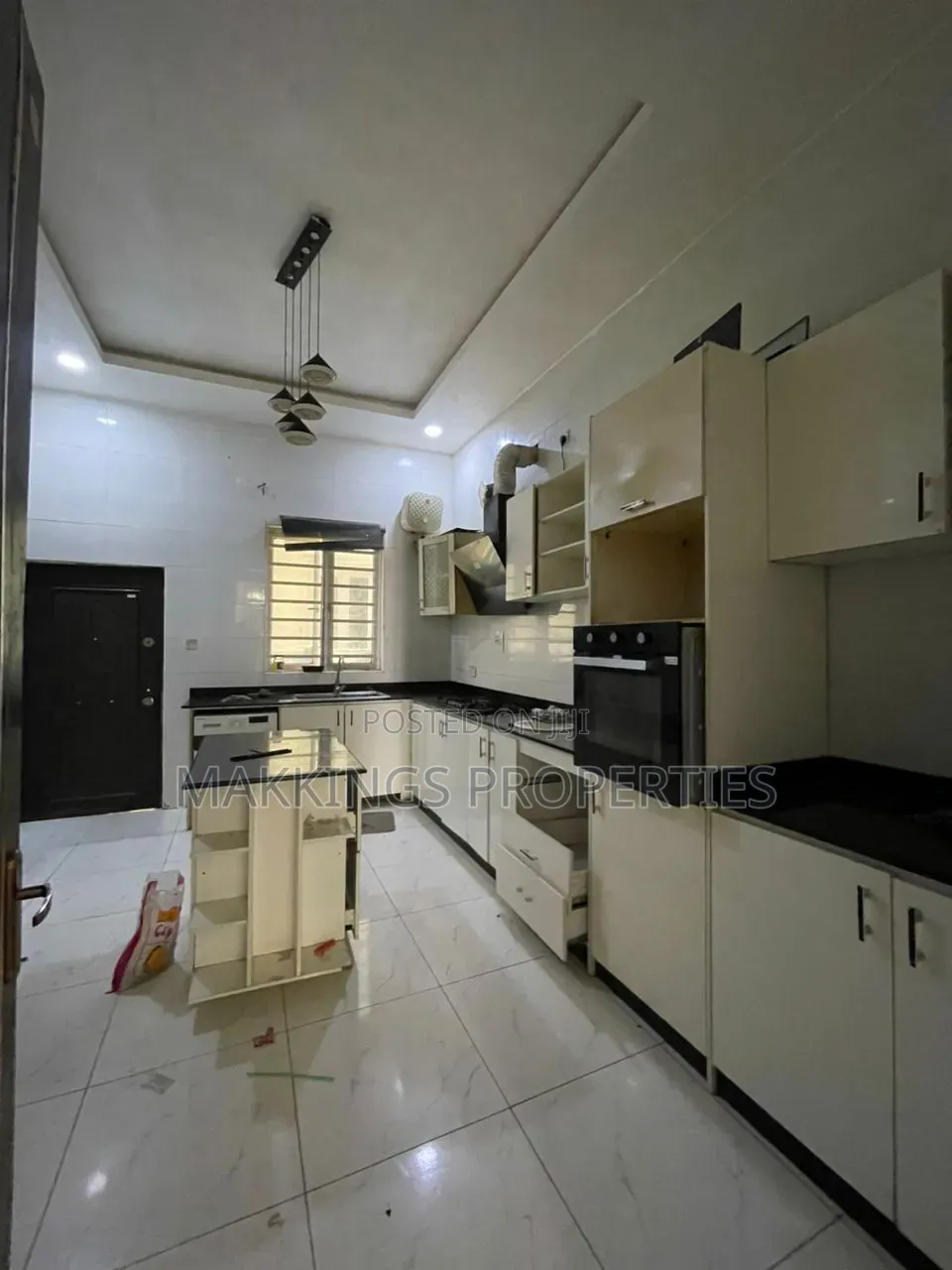 4bdrm Duplex in Oral Estate, Lekki Phase 2 for rent in Lekki Phase 2