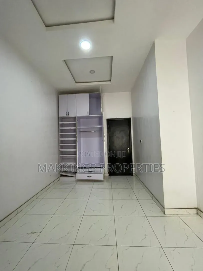 4bdrm Duplex in Oral Estate, Lekki Phase 2 for rent in Lekki Phase 2
