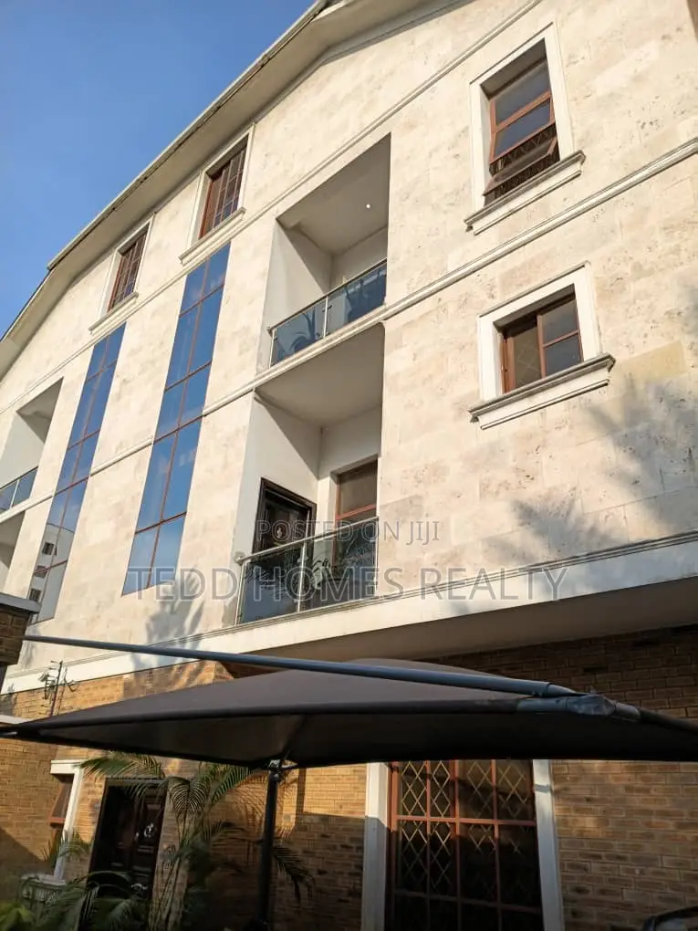 5bdrm Duplex in Ikoyi, Banana Island for rent in Banana Island