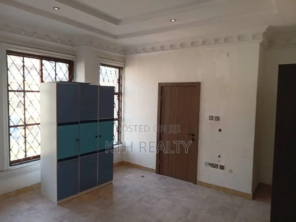 5bdrm Duplex in Ikoyi, Banana Island for rent in Banana Island