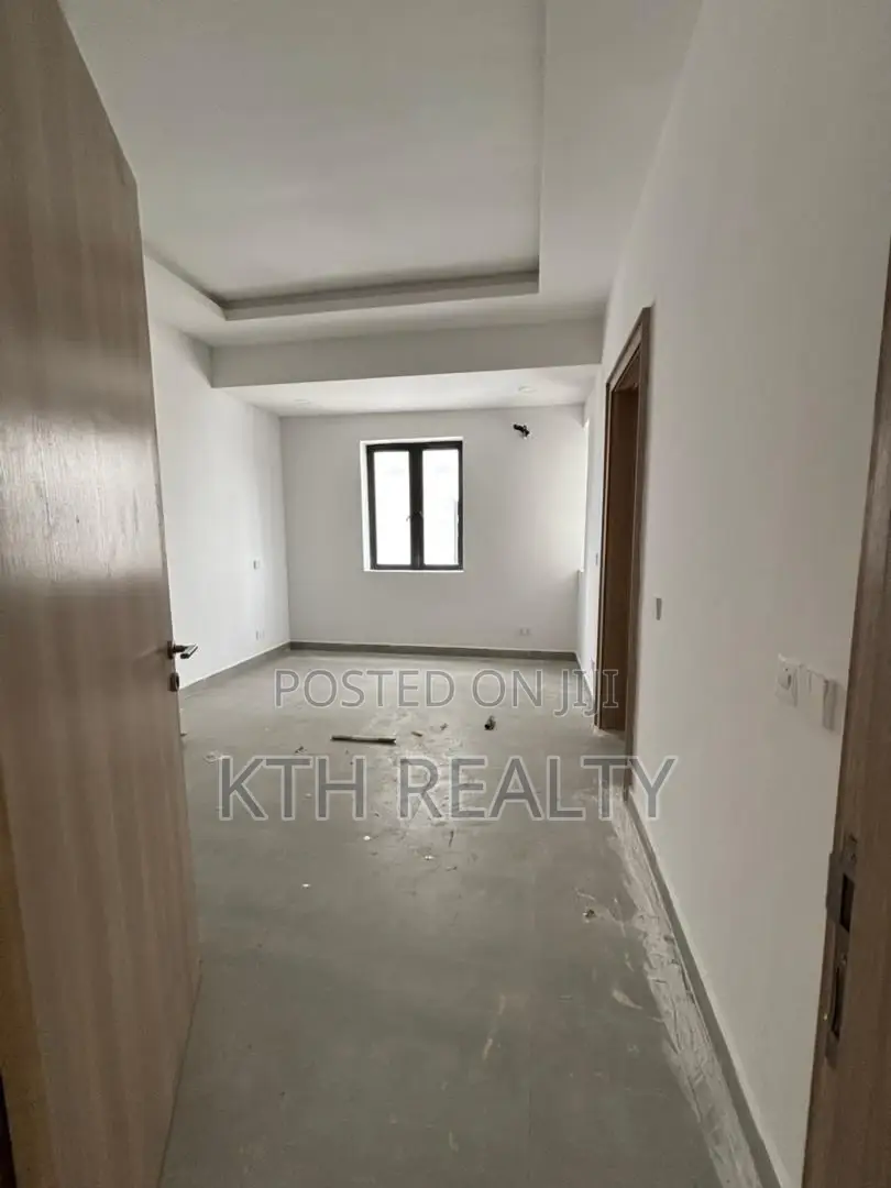 3bdrm Apartment in Lekki Phase 1 for rent in Lekki Phase 1