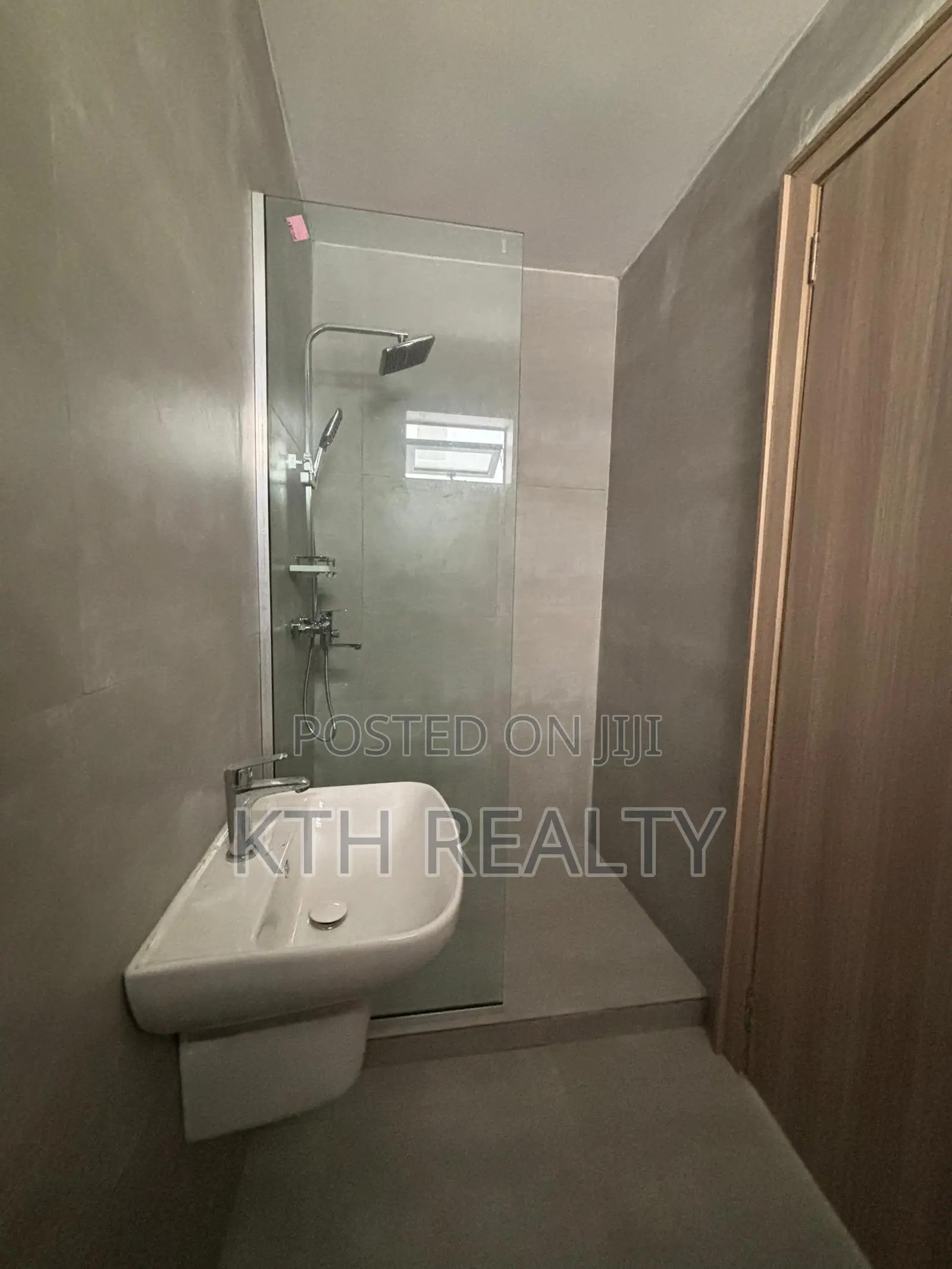 3bdrm Apartment in Lekki Phase 1 for rent in Lekki Phase 1
