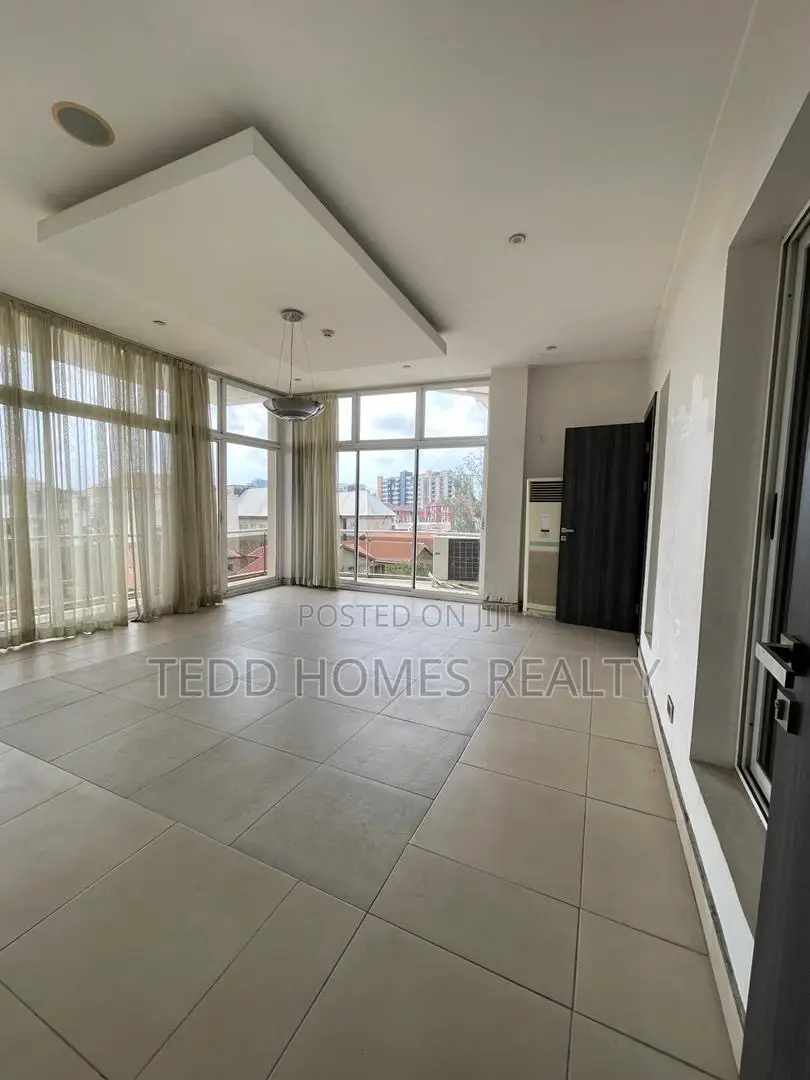 3bdrm Apartment in Ikoyi for rent in Ikoyi