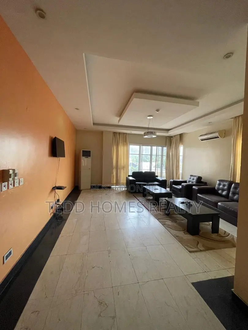 3bdrm Apartment in Ikoyi for rent in Ikoyi