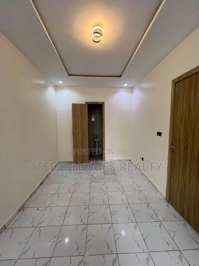 2bdrm Apartment in Ikate, Ilasan for rent in Ilasan