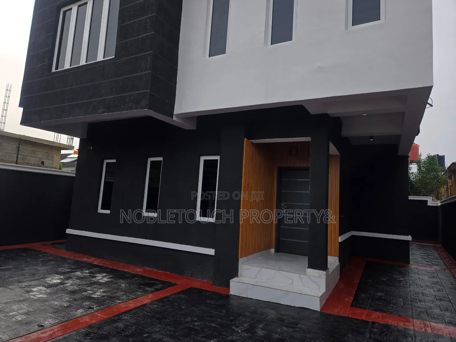 4bdrm Duplex in Egbeda Lagos for sale in Egbeda