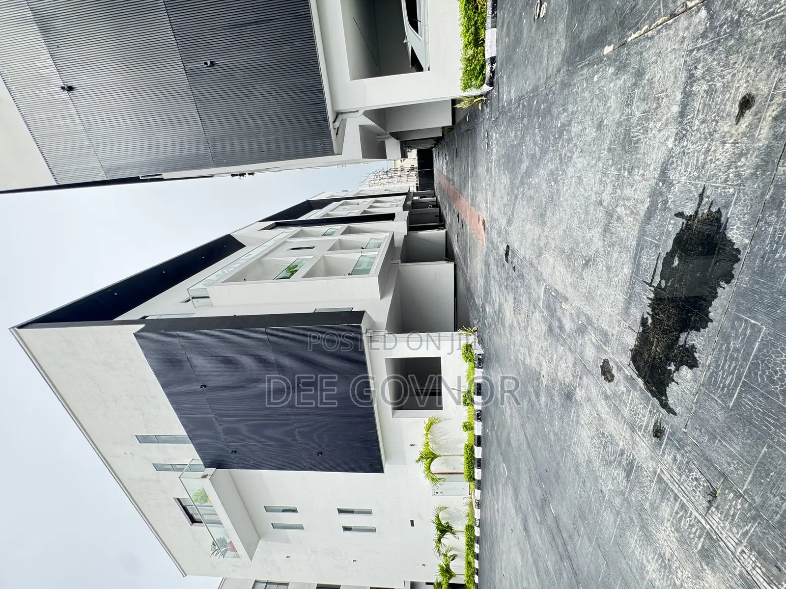 4bdrm Townhouse/Terrace in B Luxury Terrace, Ikate-Elegushi for sale in Ikate-Elegushi