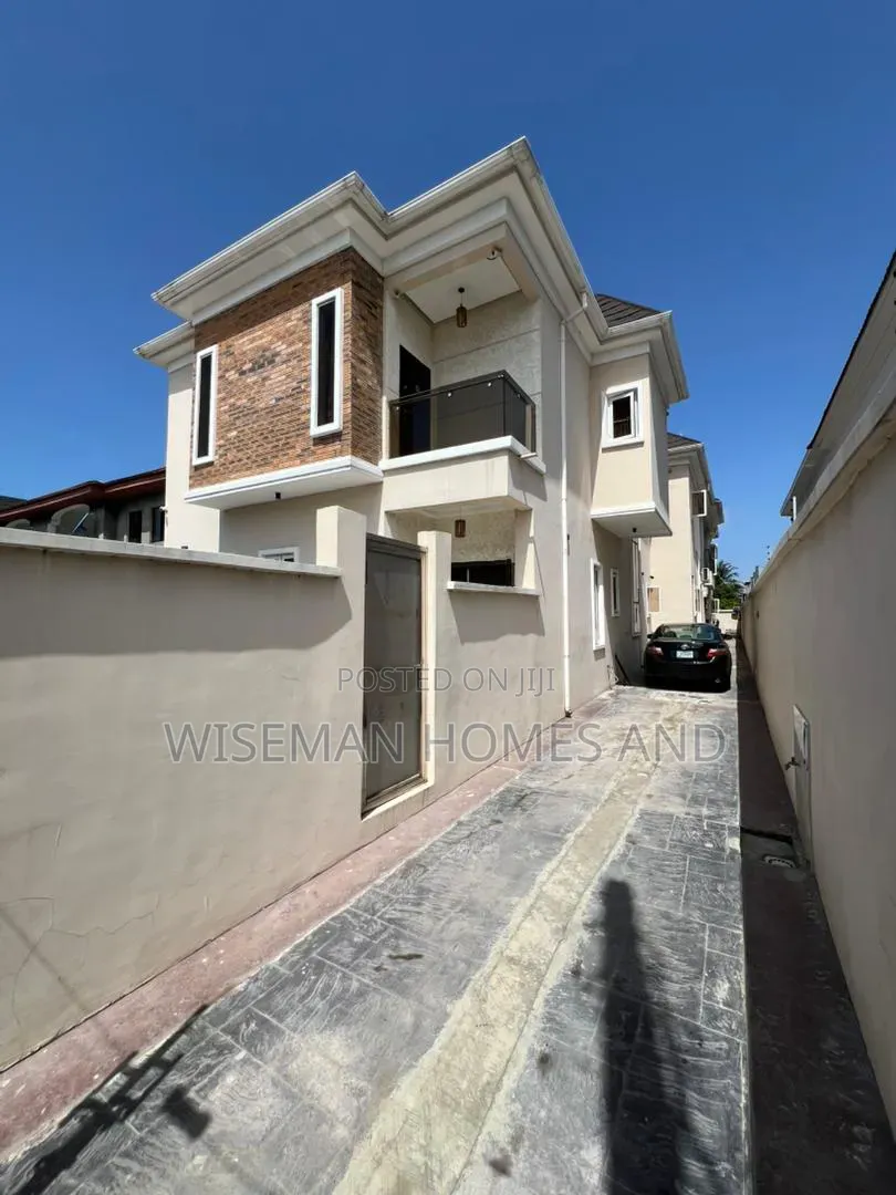 2bdrm Apartment in Lekki Scheme 2 for rent in Abraham Adesanya Estate