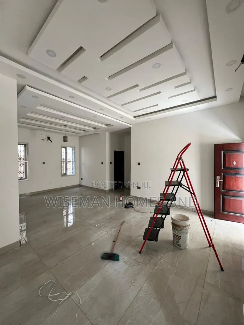 2bdrm Apartment in Lekki Scheme 2 for rent in Abraham Adesanya Estate