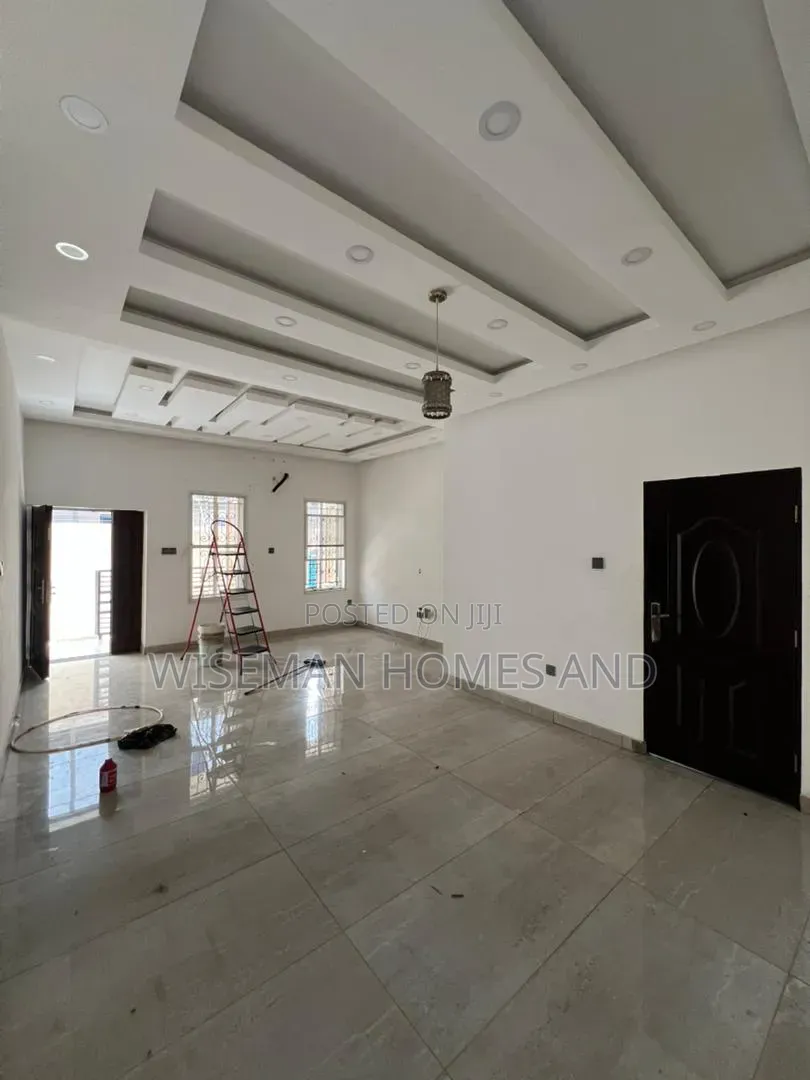 2bdrm Apartment in Lekki Scheme 2 for rent in Abraham Adesanya Estate