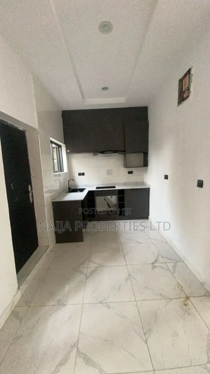2bdrm Townhouse / Terrace in Ogidan, Sangotedo for rent in Sangotedo
