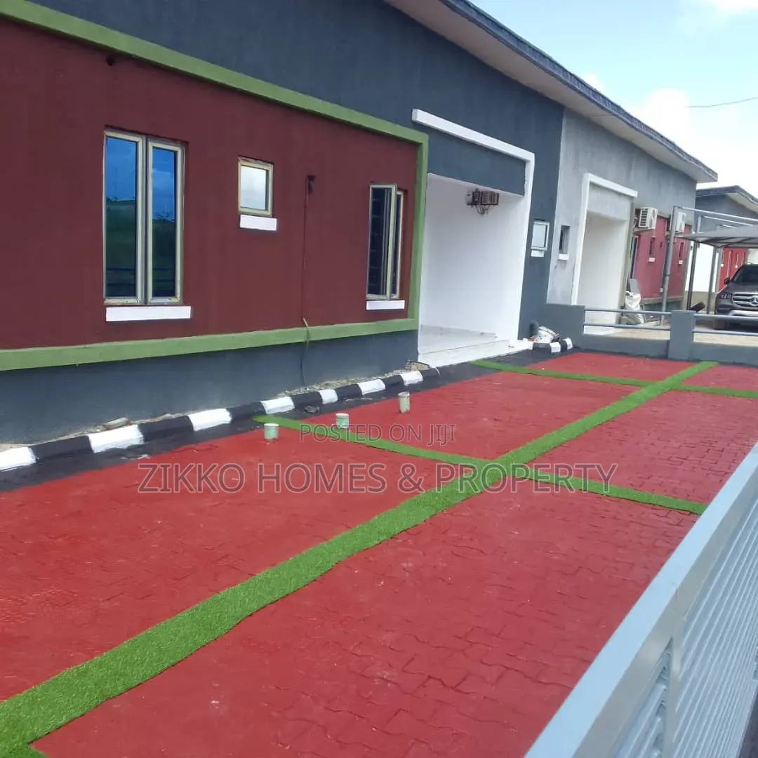 3bdrm Bungalow in Ajah, Olokonla for sale in Olokonla