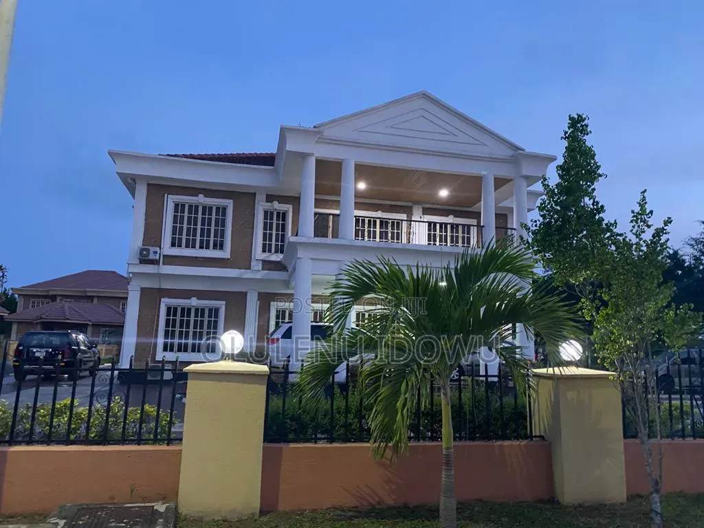 Furnished 7bdrm Duplex in Amen Estate Phase1, Adeniyi Jones for sale in Adeniyi Jones