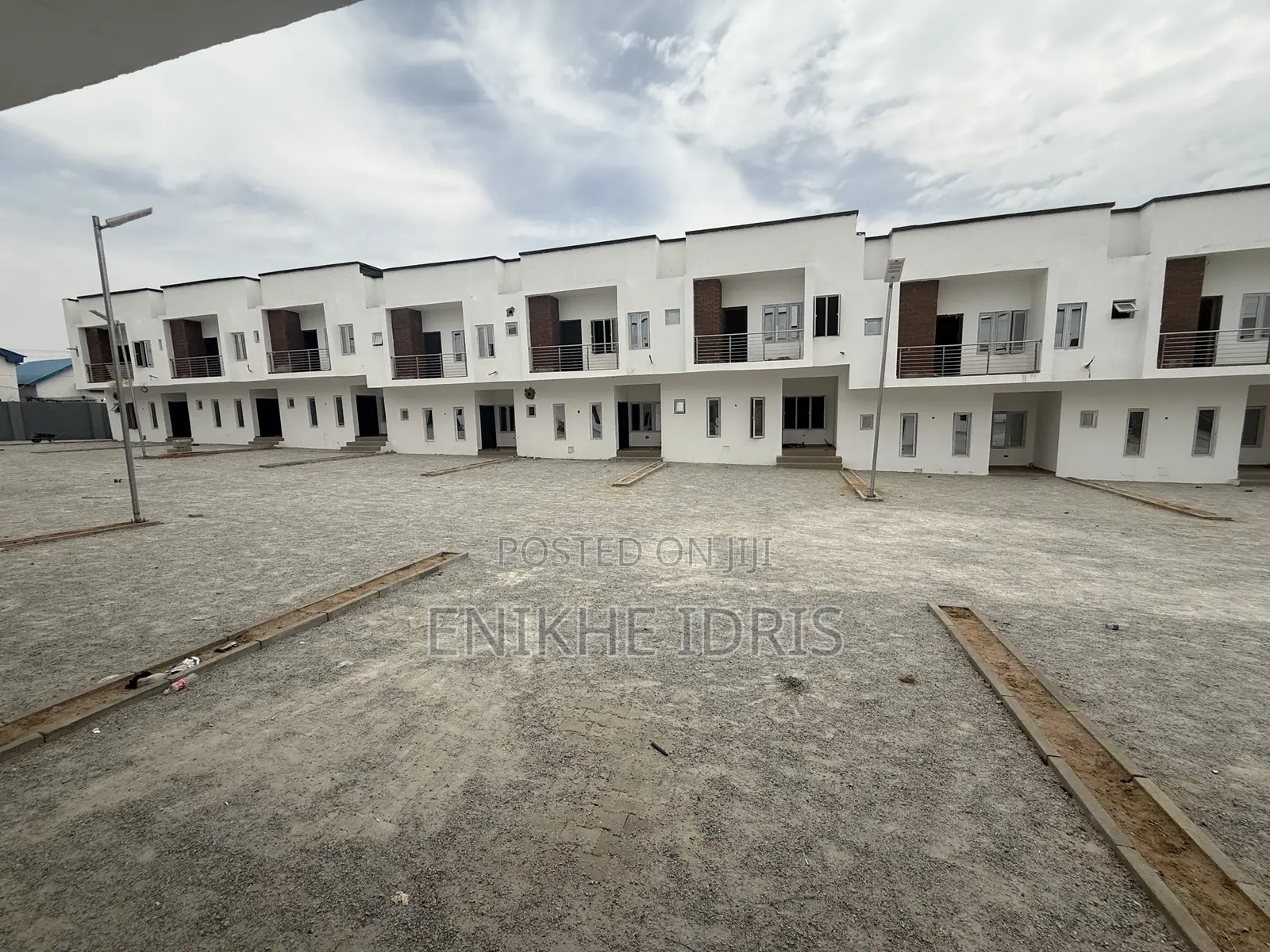 3bdrm Townhouse/Terrace in Esther Court, Sabon Lugbe for sale in Sabon Lugbe