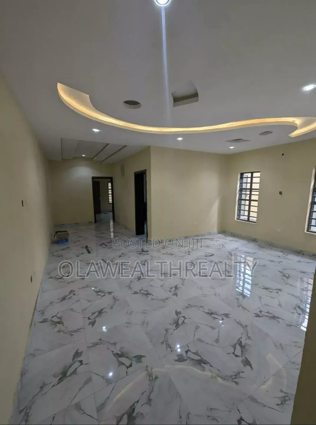 3bdrm Duplex in Oke'Badan Estate, Akobo for rent in Akobo