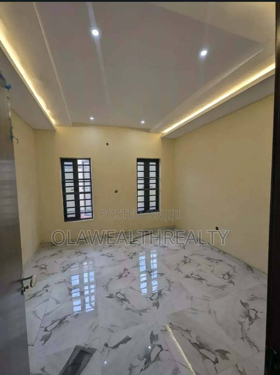 3bdrm Duplex in Oke'Badan Estate, Akobo for rent in Akobo