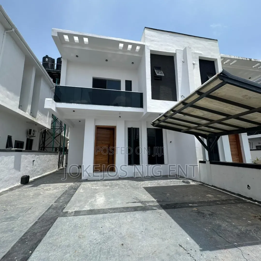4bdrm Duplex in Ikate for sale in Ikate