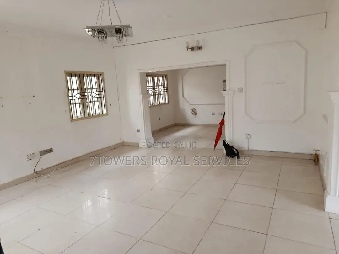 4bdrm Bungalow in Genesis Estate, Awoyaya for sale in Awoyaya