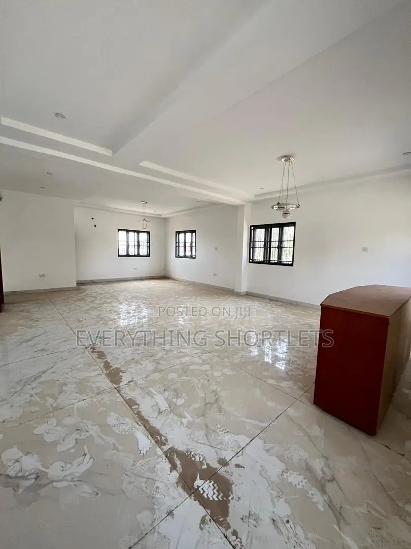 4bdrm Duplex in Guzape District for sale in Guzape District