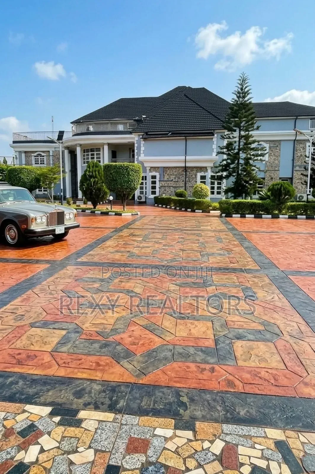 8bdrm Duplex in GRA Phase 2 / Port-Harcourt for sale in GRA Phase 2 / Port-Harcourt