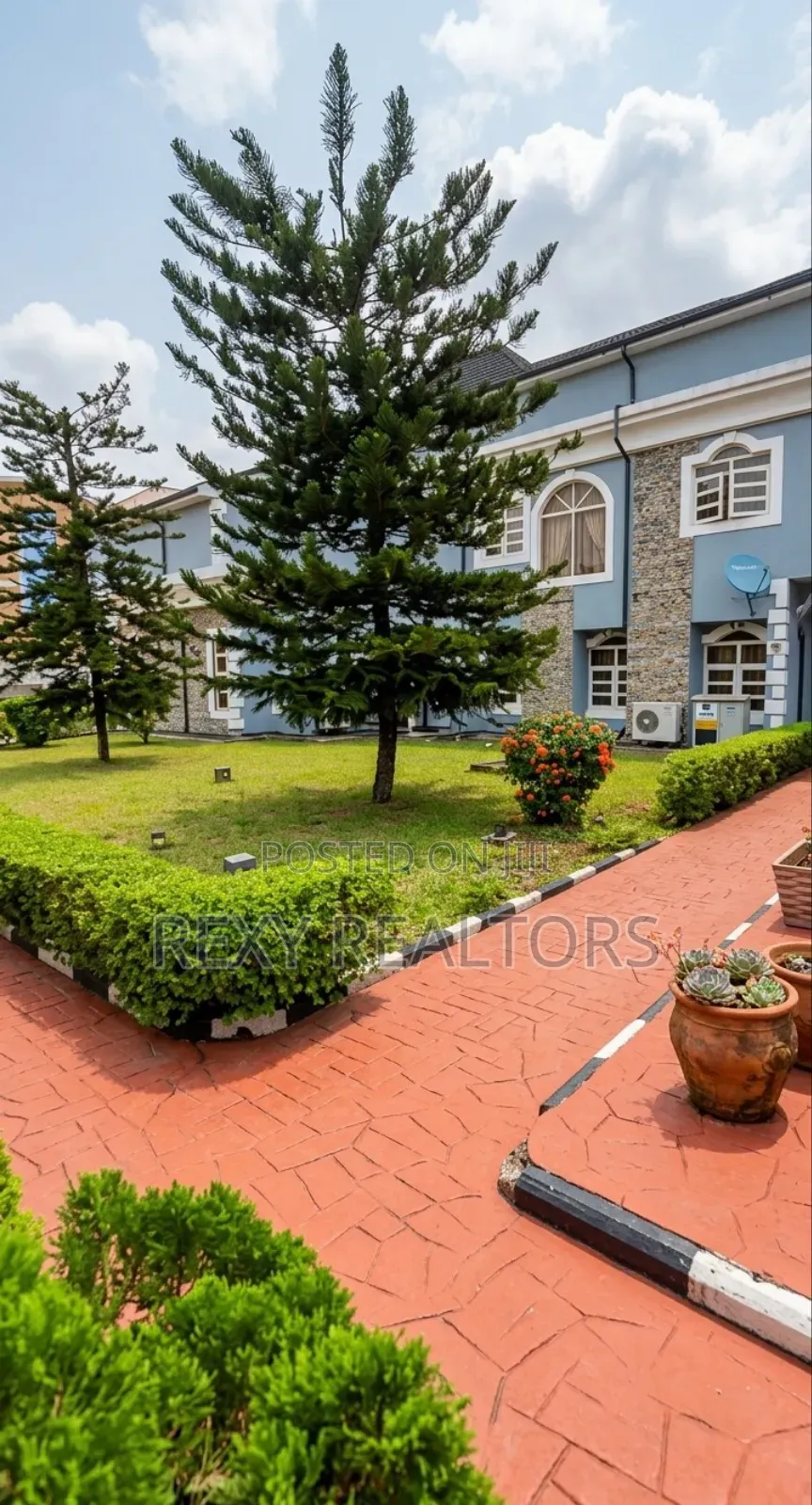 8bdrm Duplex in GRA Phase 2 / Port-Harcourt for sale in GRA Phase 2 / Port-Harcourt