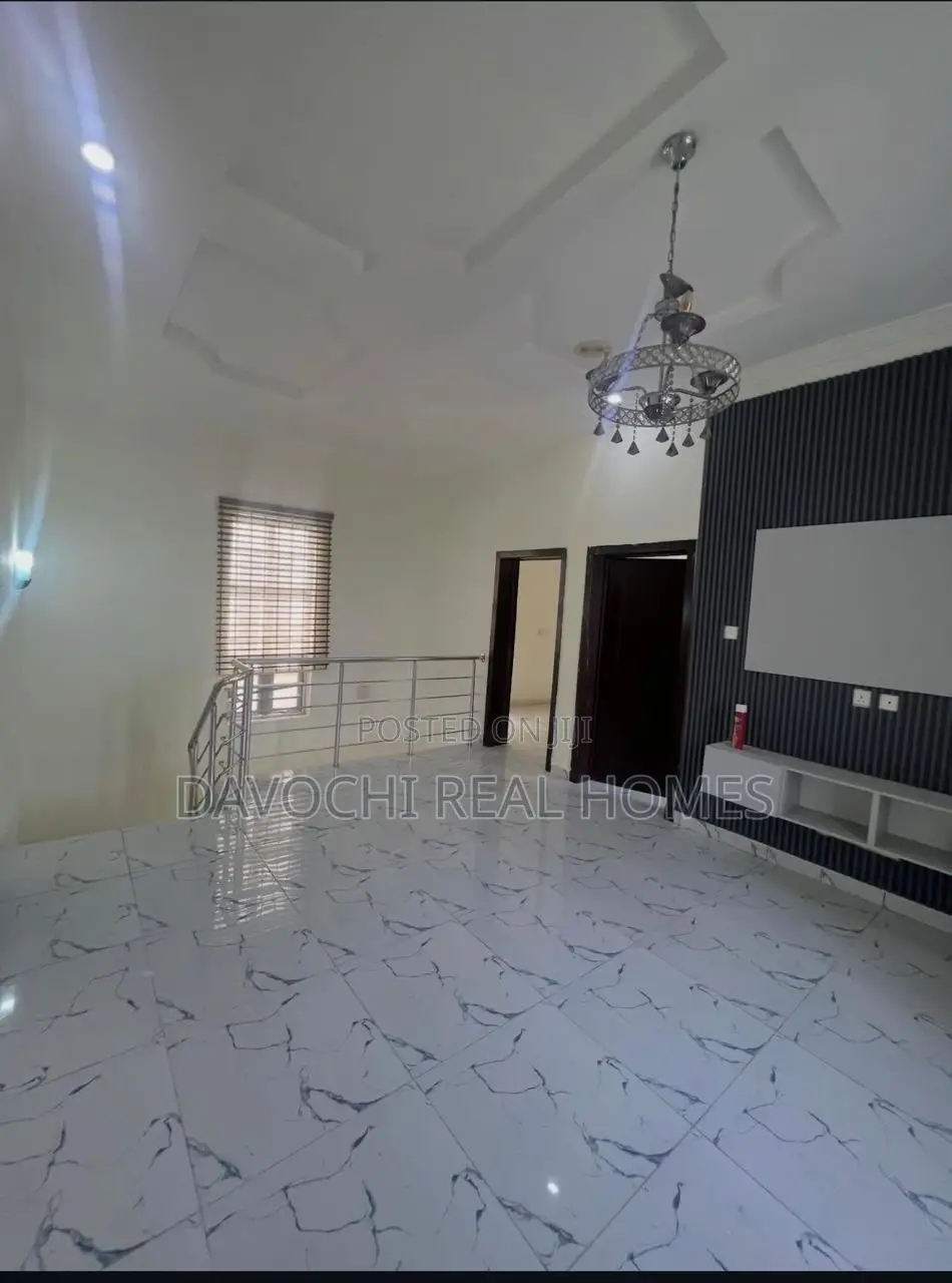 4bdrm Duplex in Royal Pine Estate, Lekki Phase 2 for rent in Lekki Phase 2