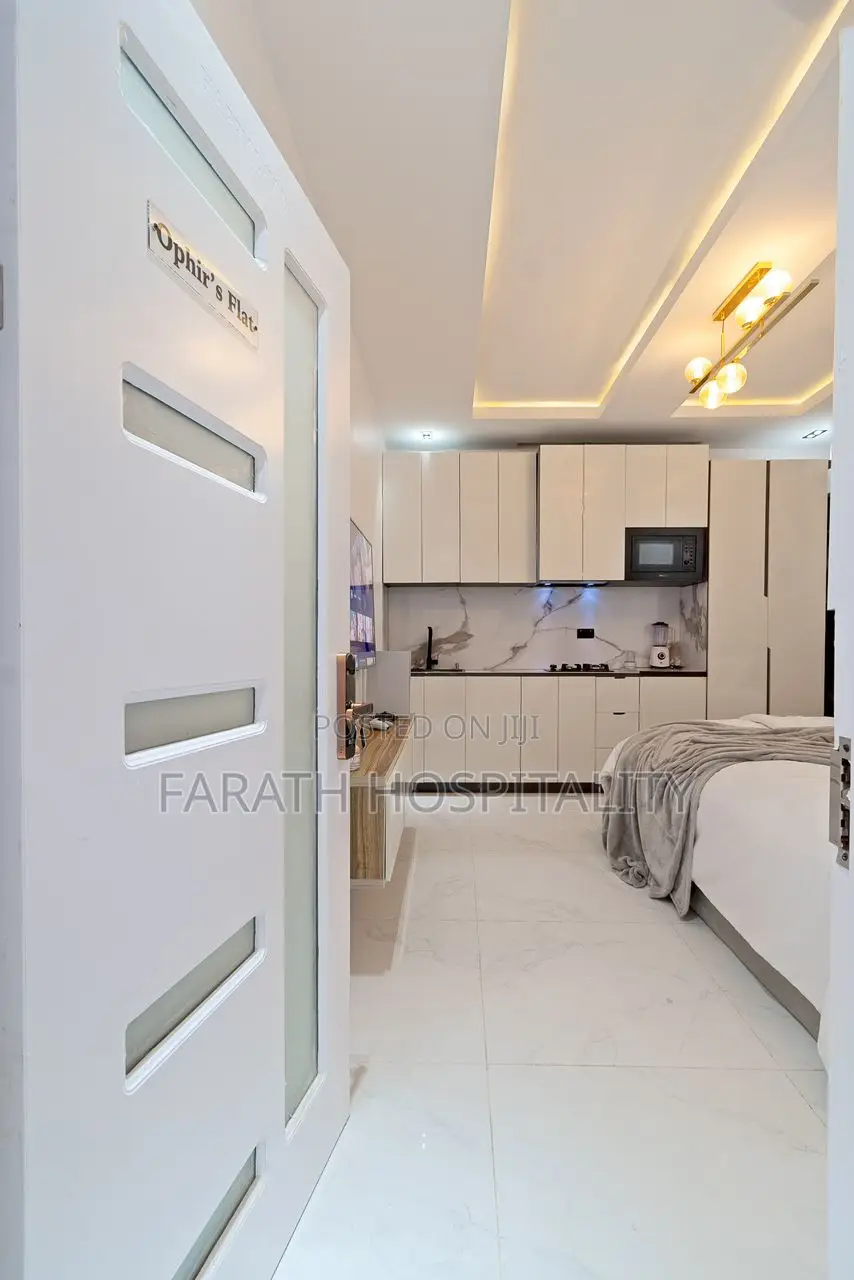 Affordable and Cozy Studio Apartment at Chevron Lekki in Chevron