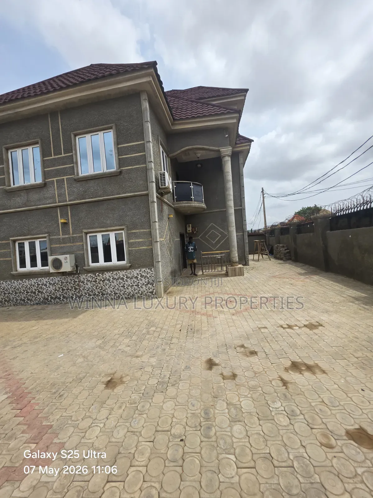 5bdrm Penthouse in Flourish Kapuwa, Lugbe District for rent in Lugbe District