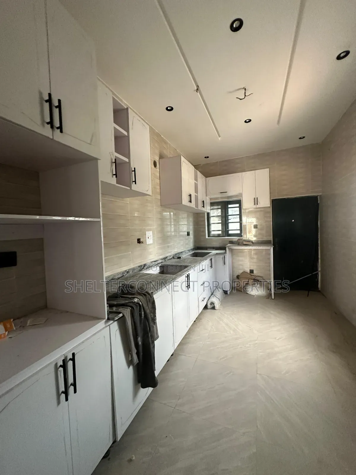 4bdrm Duplex in Ado / Ajah for sale in Ado / Ajah