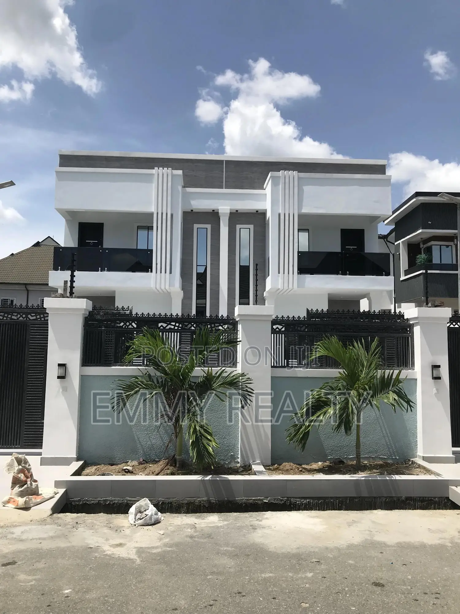 4bdrm Duplex in Garden Estate, Eliozu for sale in Eliozu