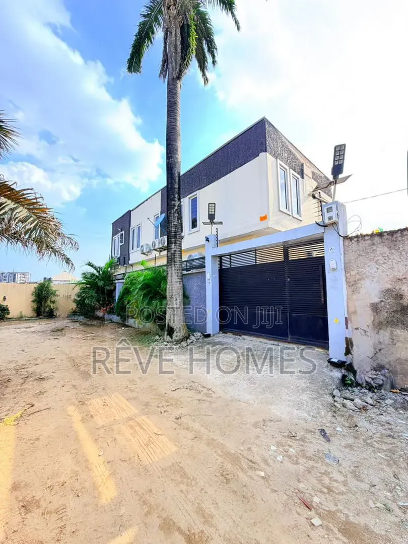 4bdrm Duplex in Ogba, Ikeja GRA for sale in Ikeja GRA