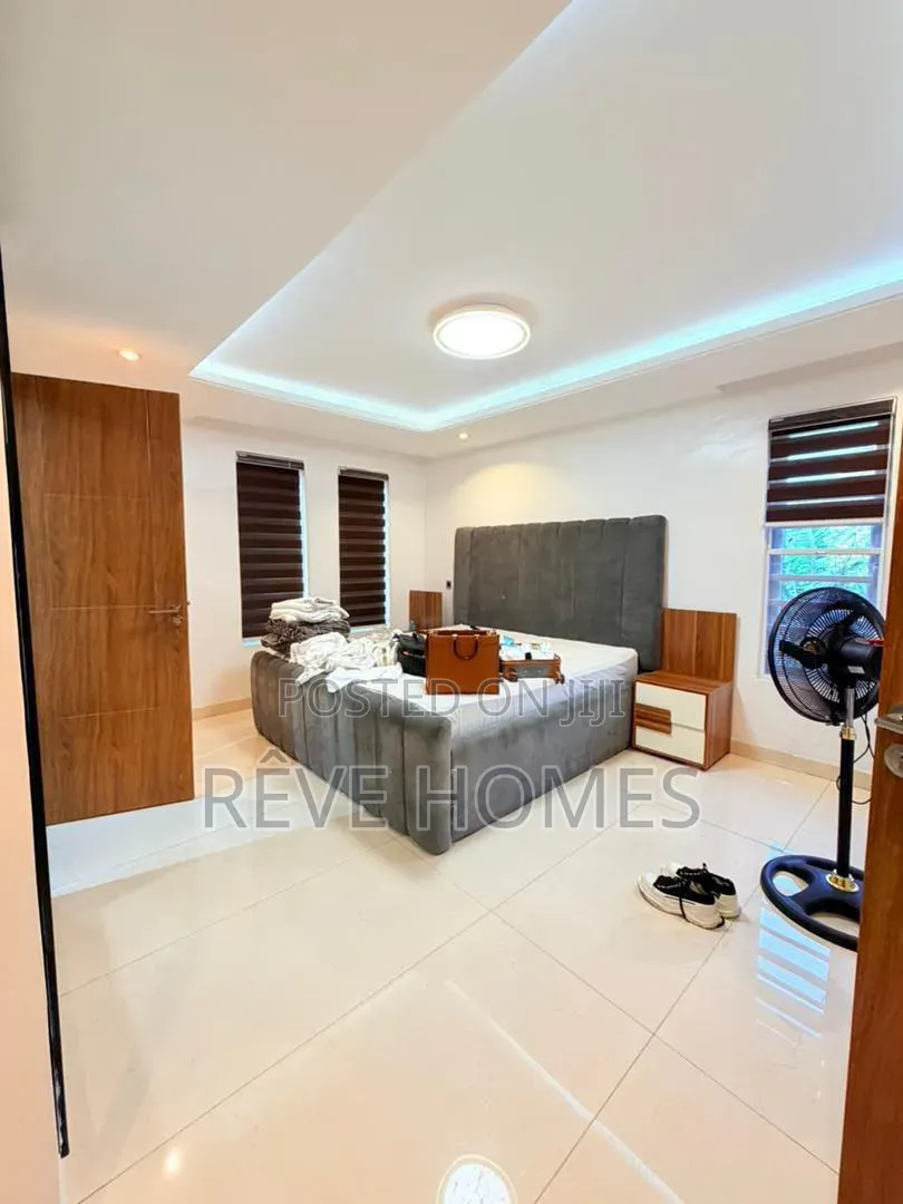4bdrm Duplex in Ogba, Ikeja GRA for sale in Ikeja GRA