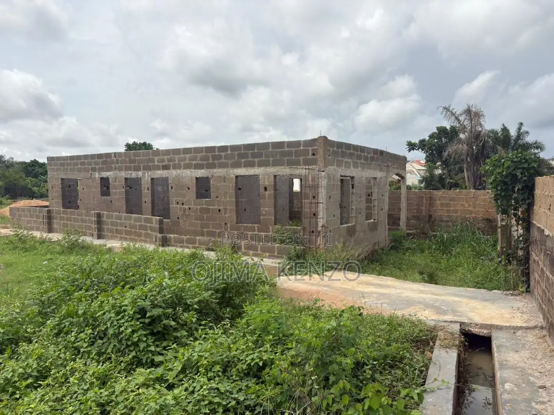Uncompleted Building in Ado-Odo/Ota