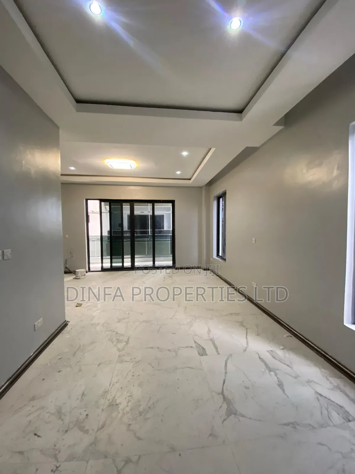 4bdrm Maisonette in Lekki Phase 1 for sale in Lekki Phase 1