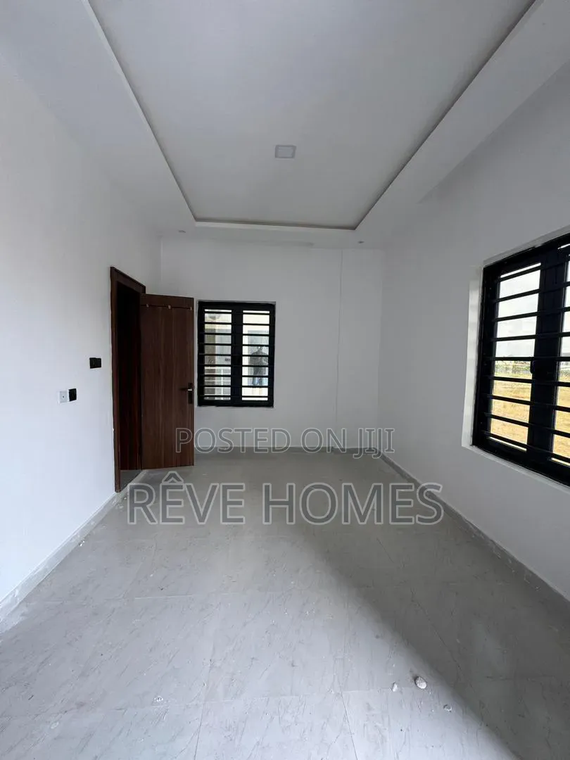 2bdrm Apartment in Orchid, Lekki Expressway for sale in Lekki Expressway