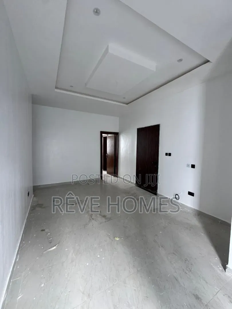 2bdrm Apartment in Orchid, Lekki Expressway for sale in Lekki Expressway