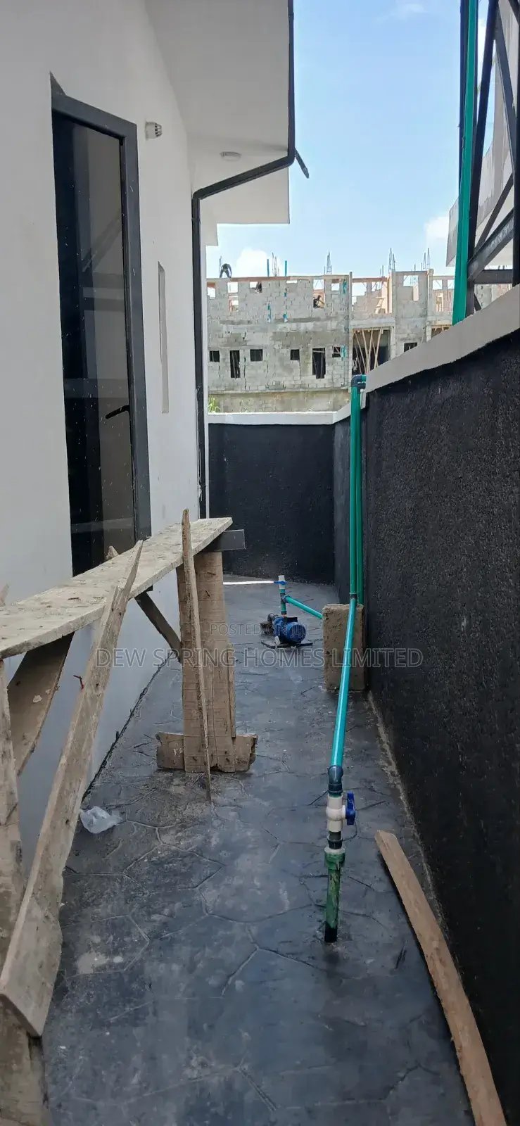 4bdrm Duplex in Harise Drive, Vgc for sale in VGC / Ajah