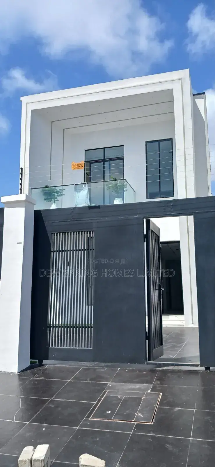5bdrm Duplex in Harise Drive, Vgc for sale in VGC / Ajah