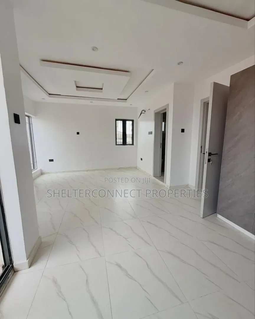 4bdrm Duplex in Ikorodu Garage for sale in Ikorodu Garage