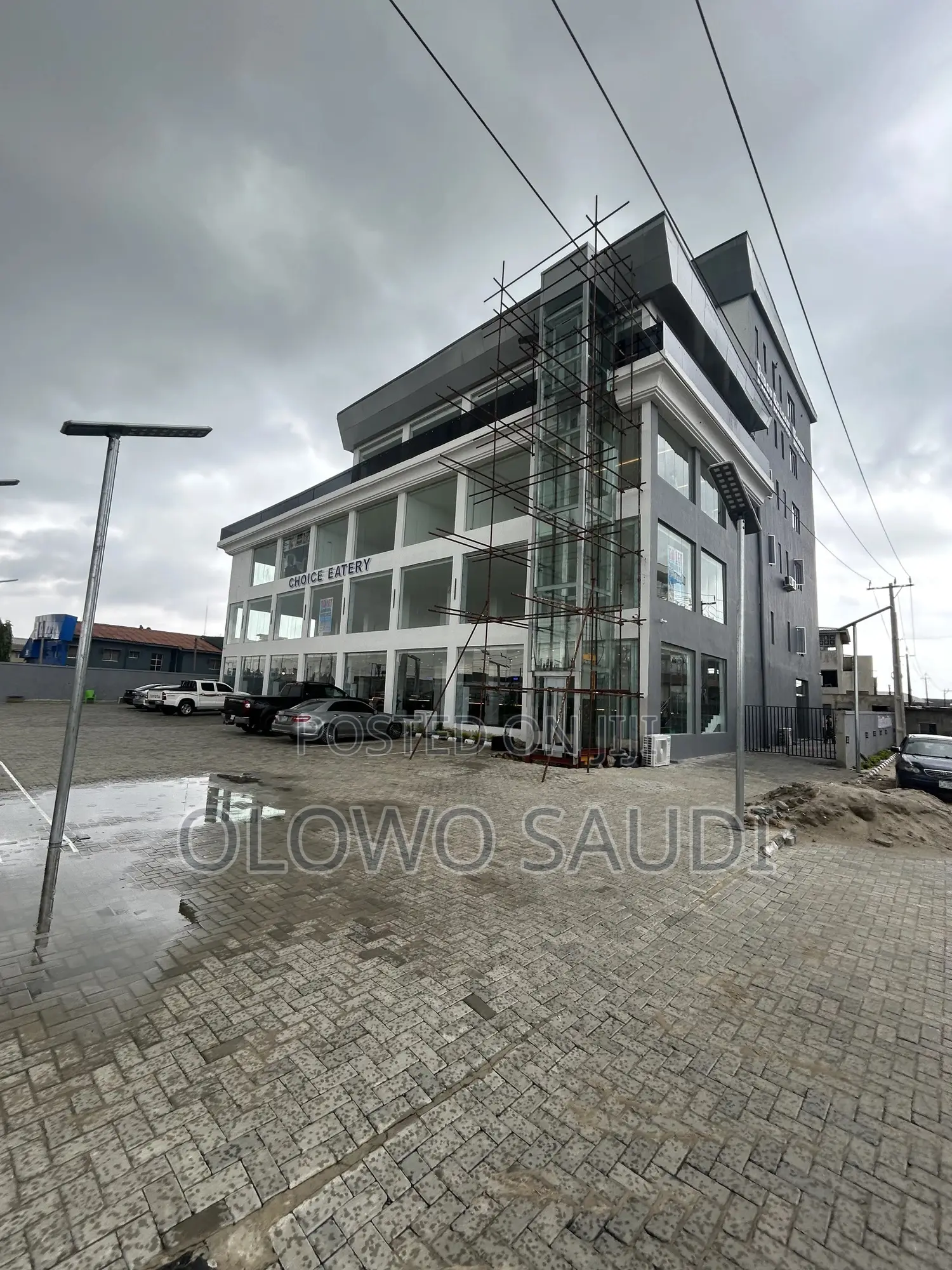 *Commercial Space ||300 || Office / Showroom* in Sangotedo