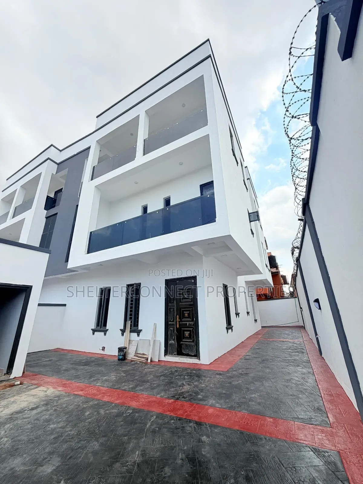 4bdrm Duplex in GRA Phase 2 Shangisha for sale in GRA Phase 2 Shangisha