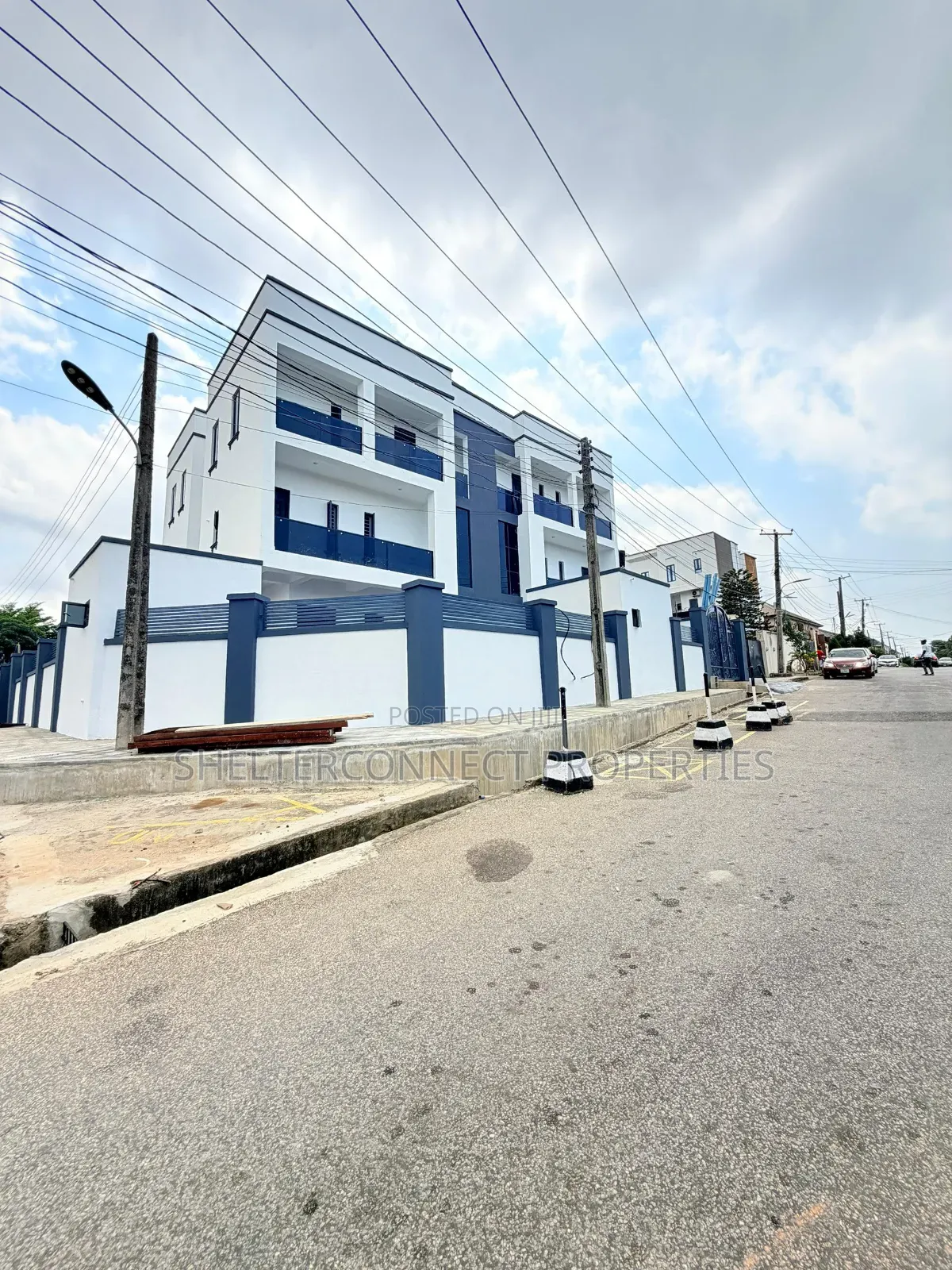 4bdrm Duplex in GRA Phase 2 Shangisha for sale in GRA Phase 2 Shangisha