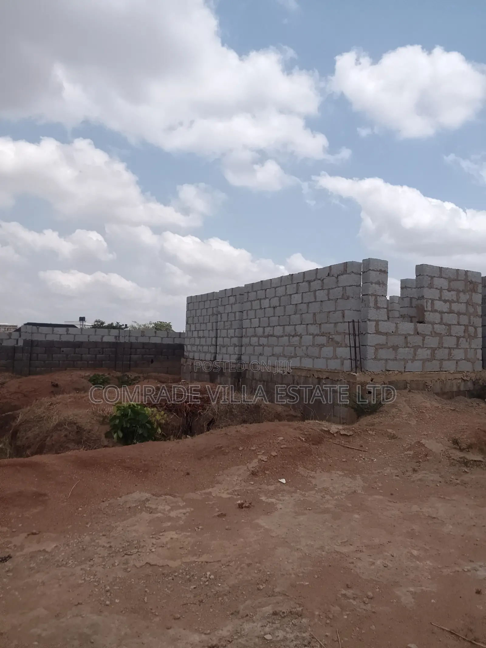 4bdrm Duplex In Sabon Lugbe For Sale in Sabon Lugbe