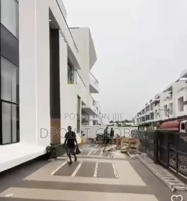 5bdrm Duplex in Lekki, Abule Egba for sale in Abule Egba