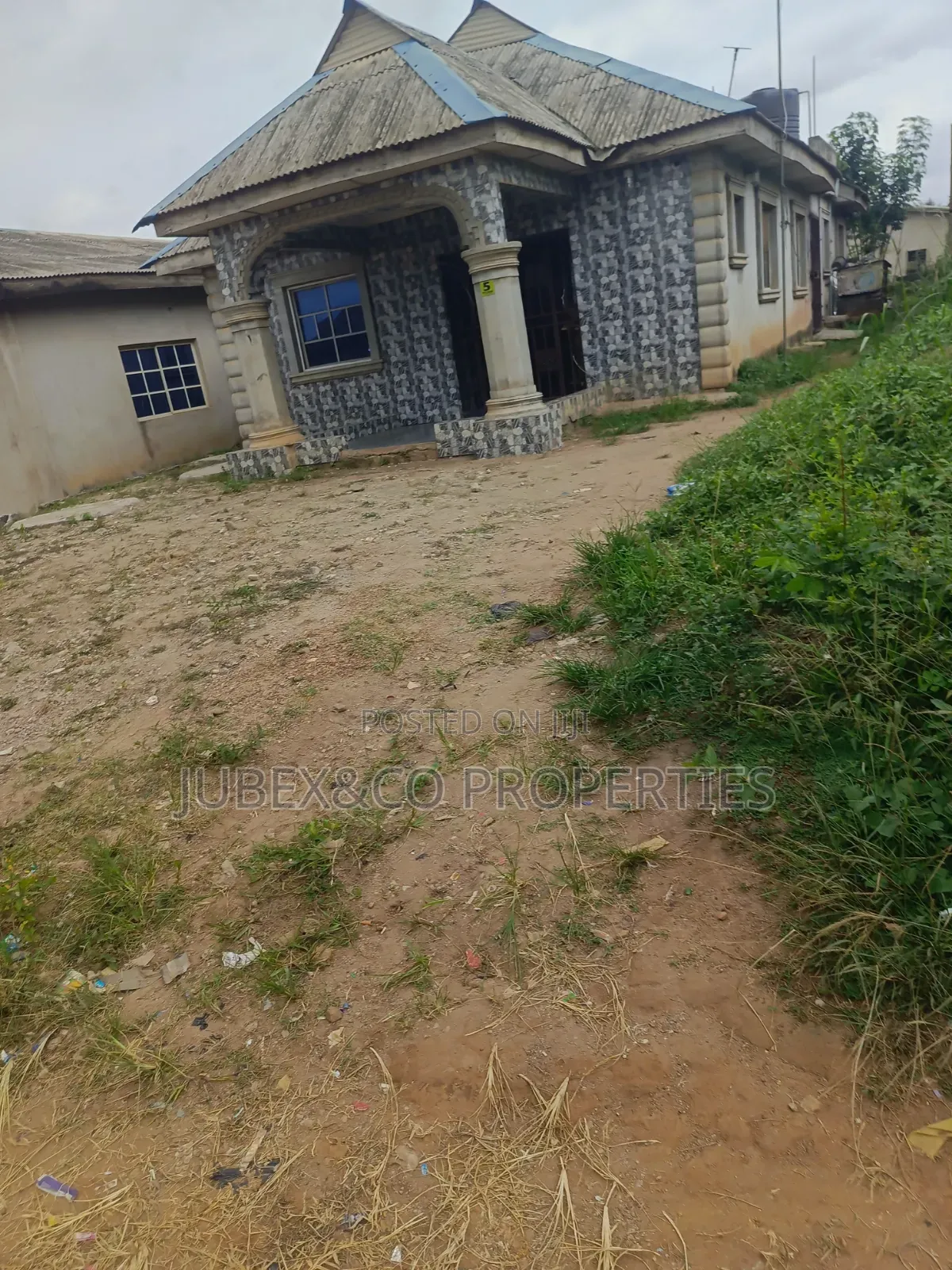 4bdrm Bungalow in Singer Ewupe Sango for sale in Ado-Odo/Ota
