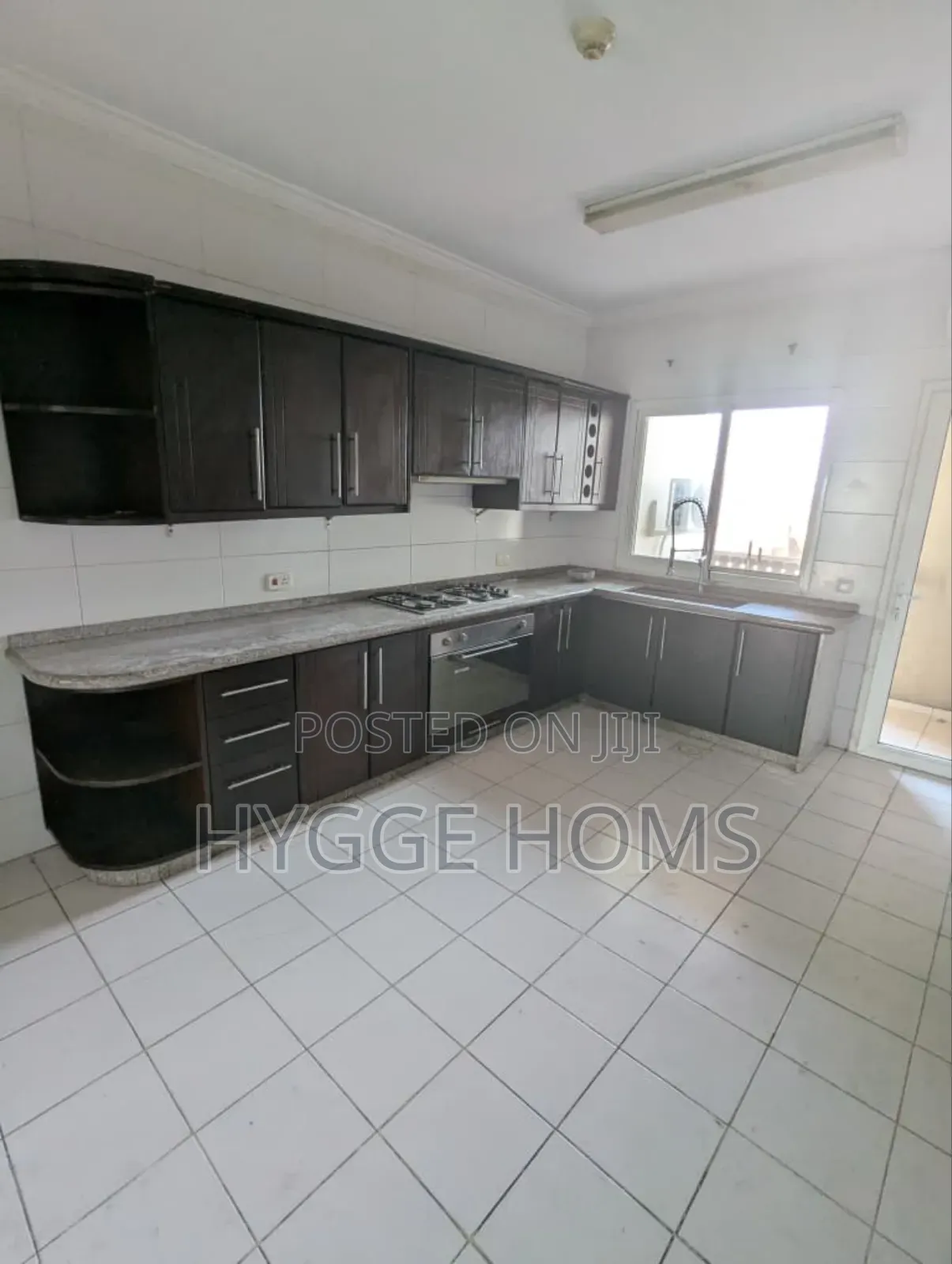 3bdrm Apartment in Gérard Road Ikoyi for rent in Gerard Road