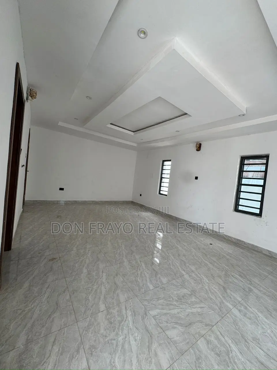 4bdrm Duplex in Onikoko Close Agodi for sale in Agodi