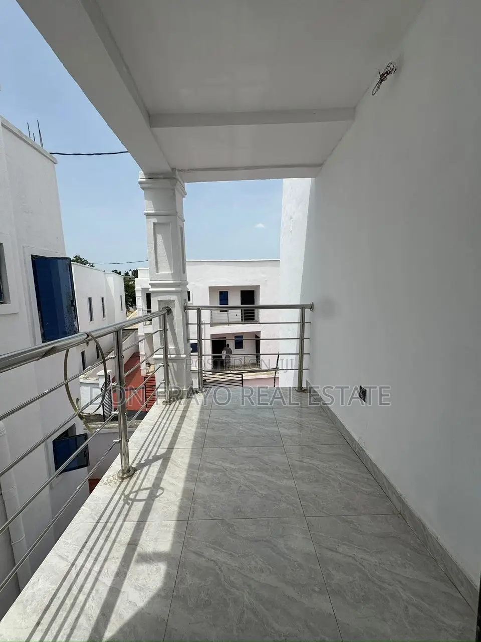 4bdrm Duplex in Onikoko Close Agodi for sale in Agodi